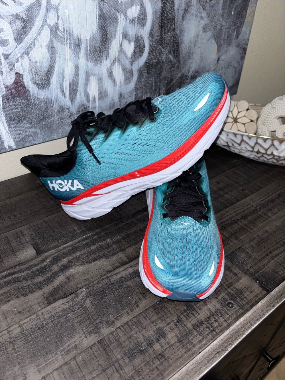 HOKA Clifton 8 running shoes MENS SZ 10.5